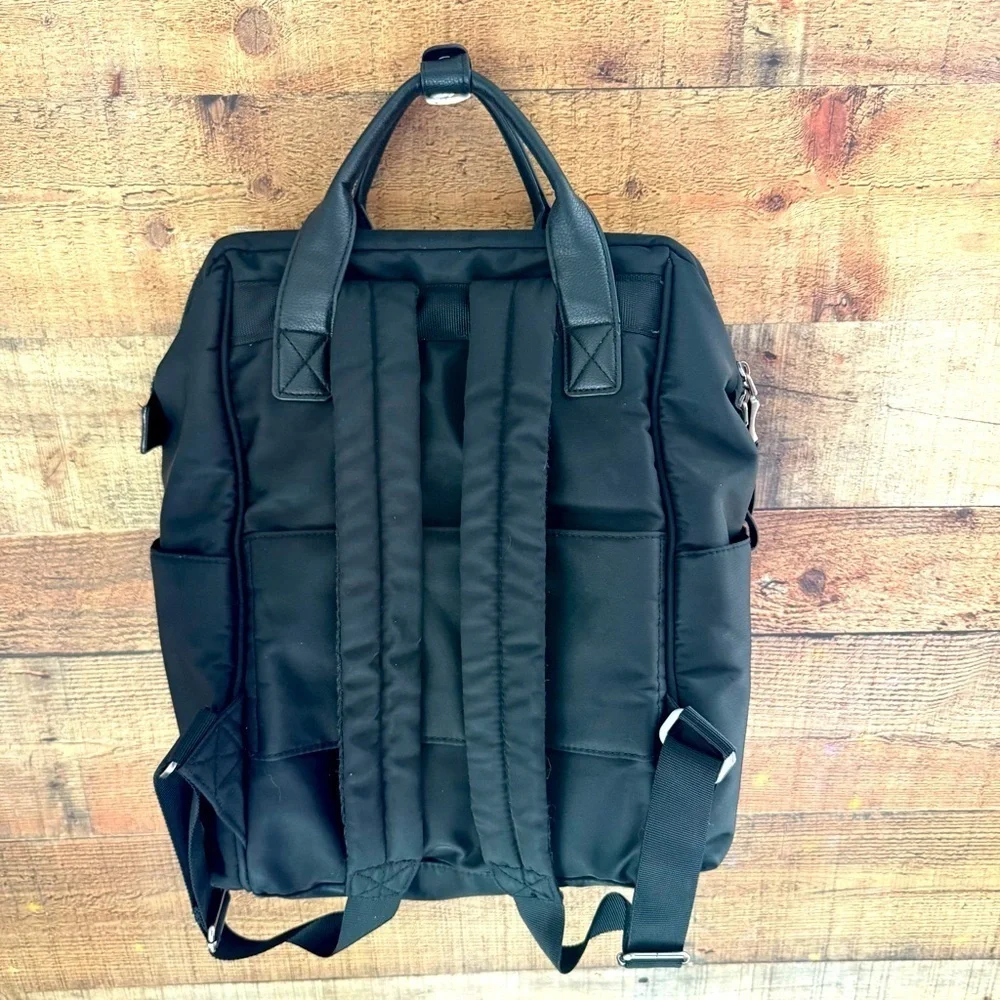 Baggallini Soho Backpack - Picture 3 of 13